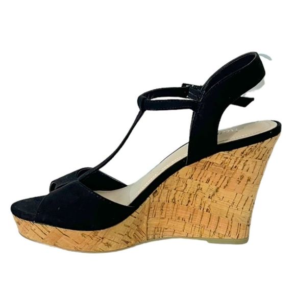 Charles David Black Canvas 7 Wedge Heel Cork Ankle T-Strap Platform Sandals - Picture 2 of 7